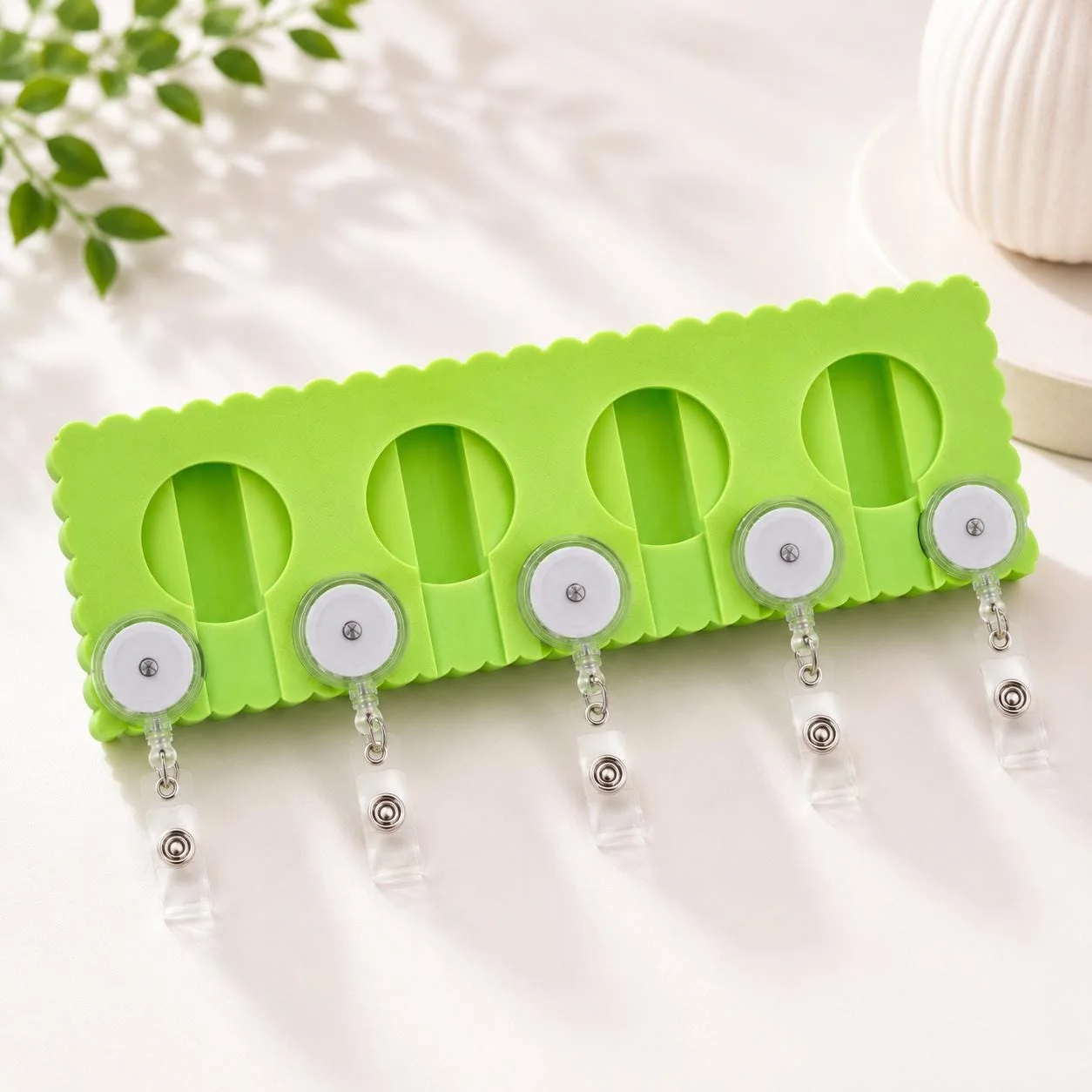 4-Slot Badge Reel Assembly Jig, photo 4 of 4