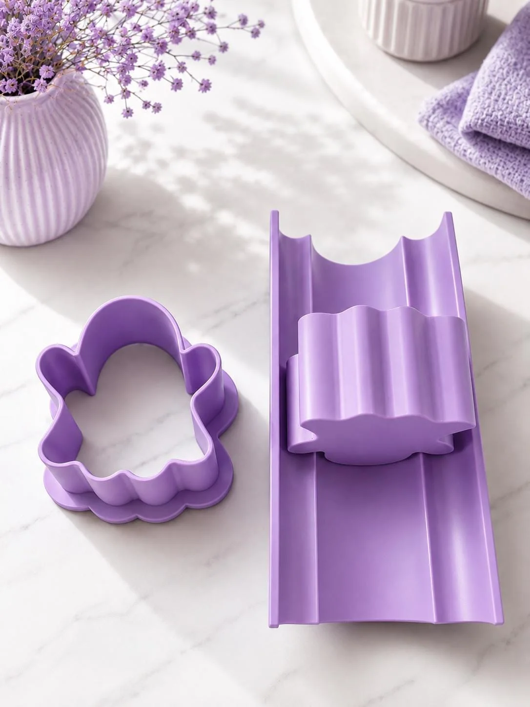 Ghost Baby Cake Pop Cutter & Pusher with Tray, photo 2 of 3