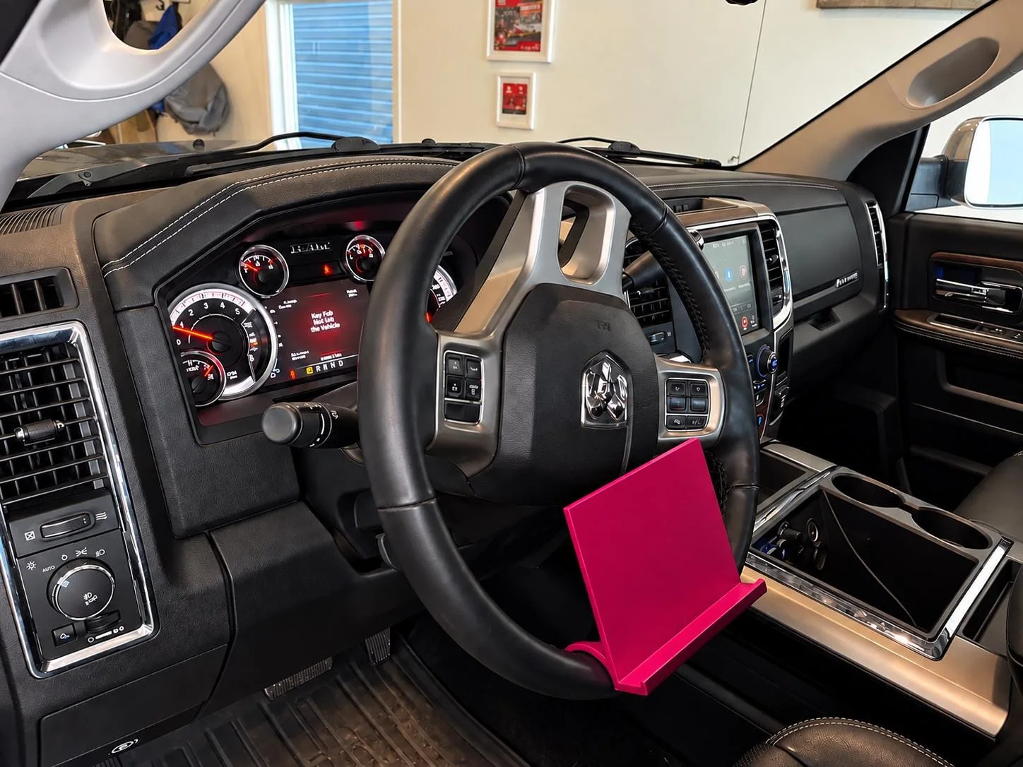 Steering Wheel Laptop Holder, photo 5 of 5